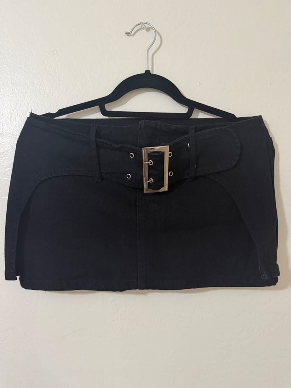 Fashion Nova Black Mini Skirt with Oversized Gold Buckle - Picture 3 of 5